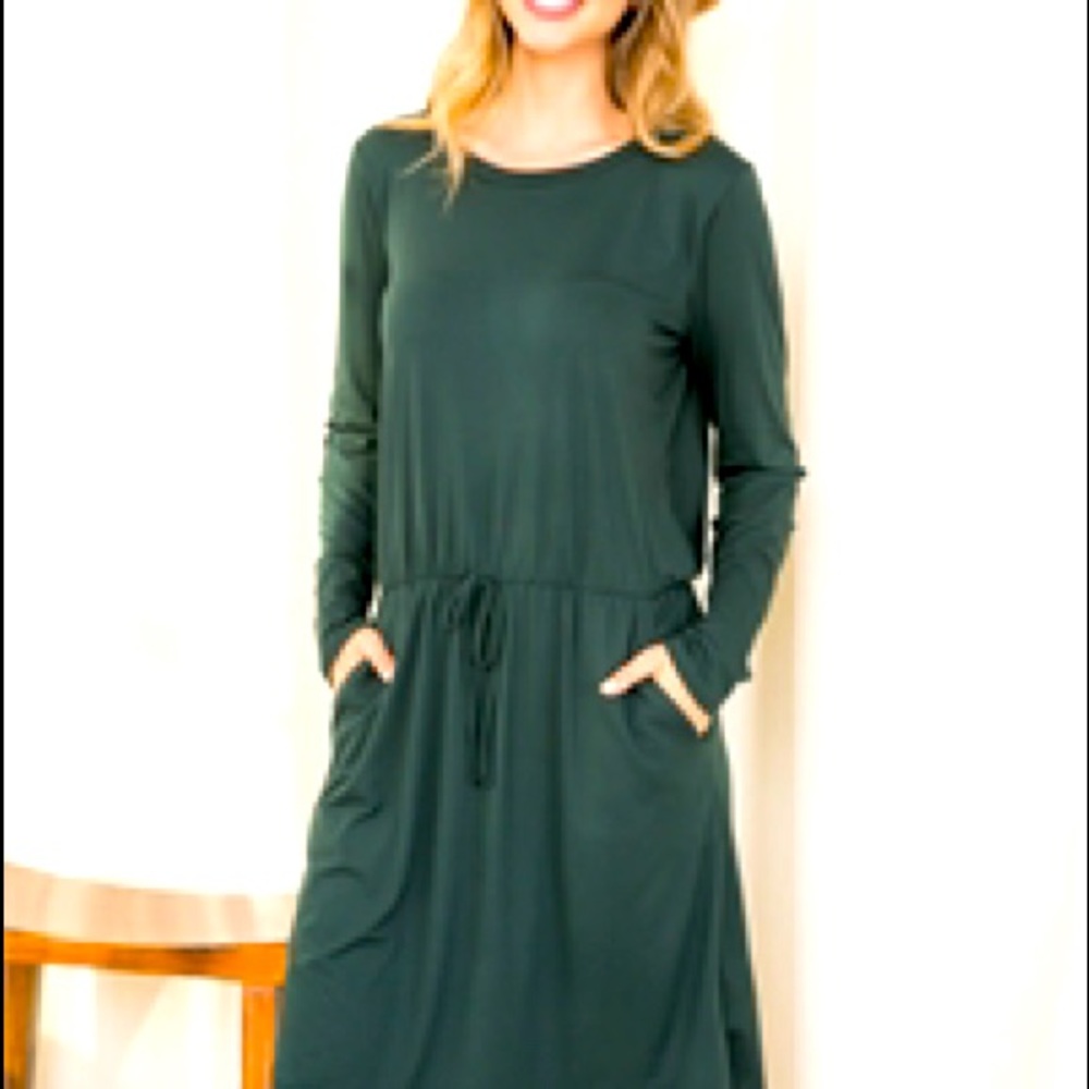 Plus Size Long Sleeves Midi Dress